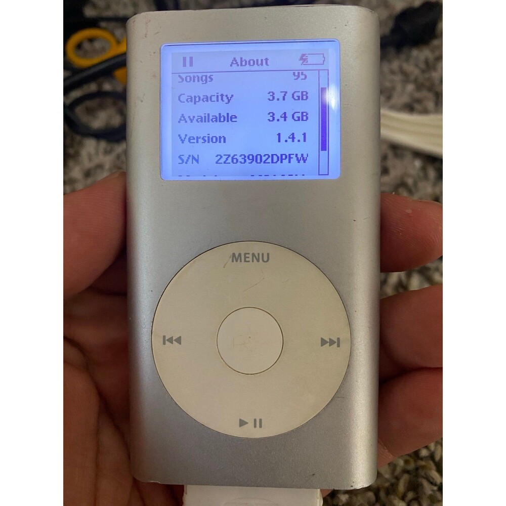 Apple iPod Mini 1st Gen 4GB A1051 Classic Silver Color Tested: Model M9160LL